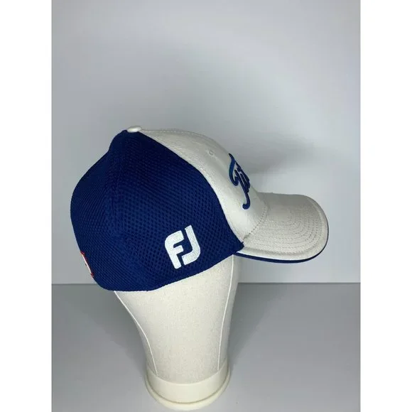 Titleist FJ Pro V1 Fitted Medium Large White Blue Hat - Picture 2 of 8